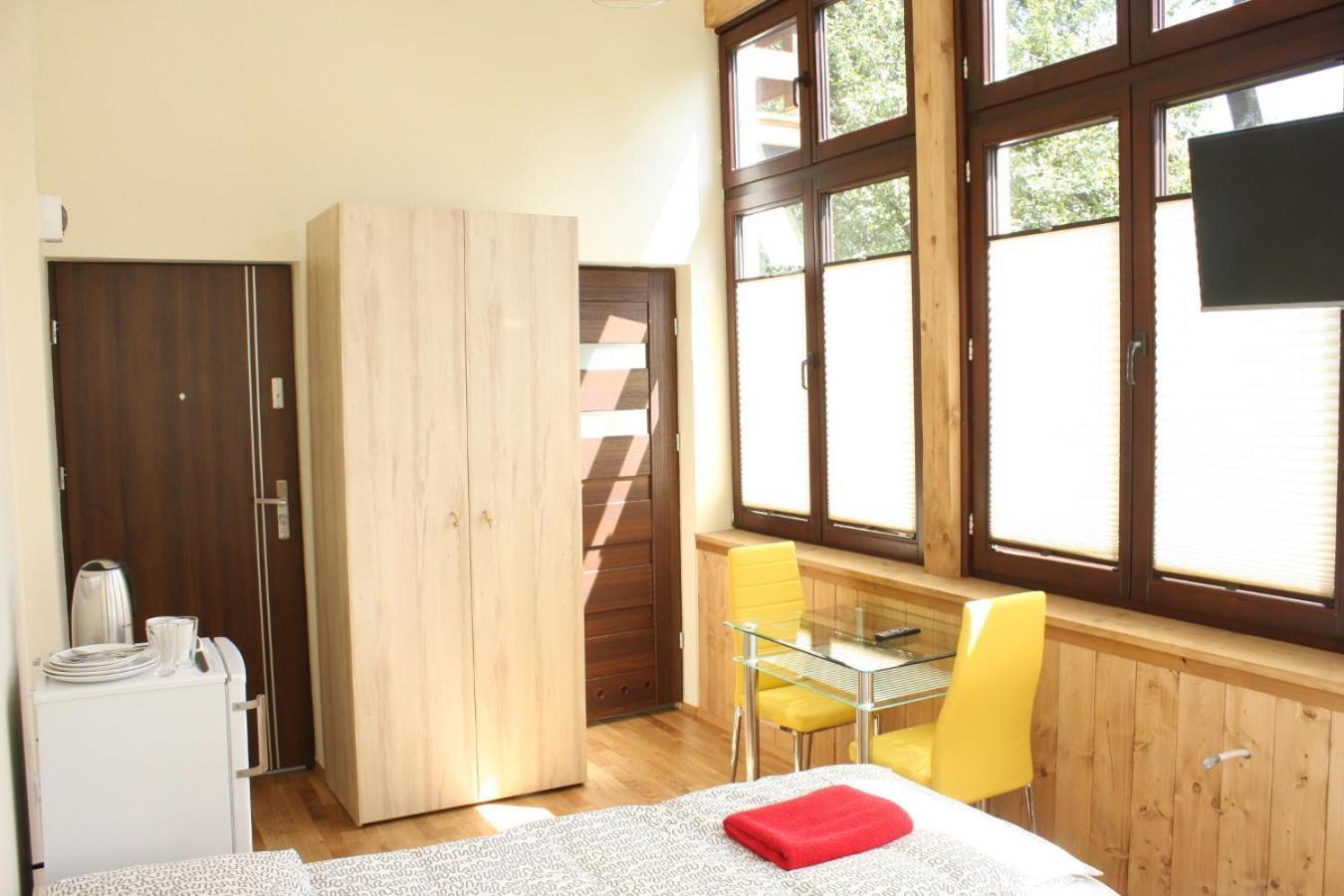 Gimnazjalna 5 - Apartamenty I Pokoje W Centrum Zakopanego Habitación foto